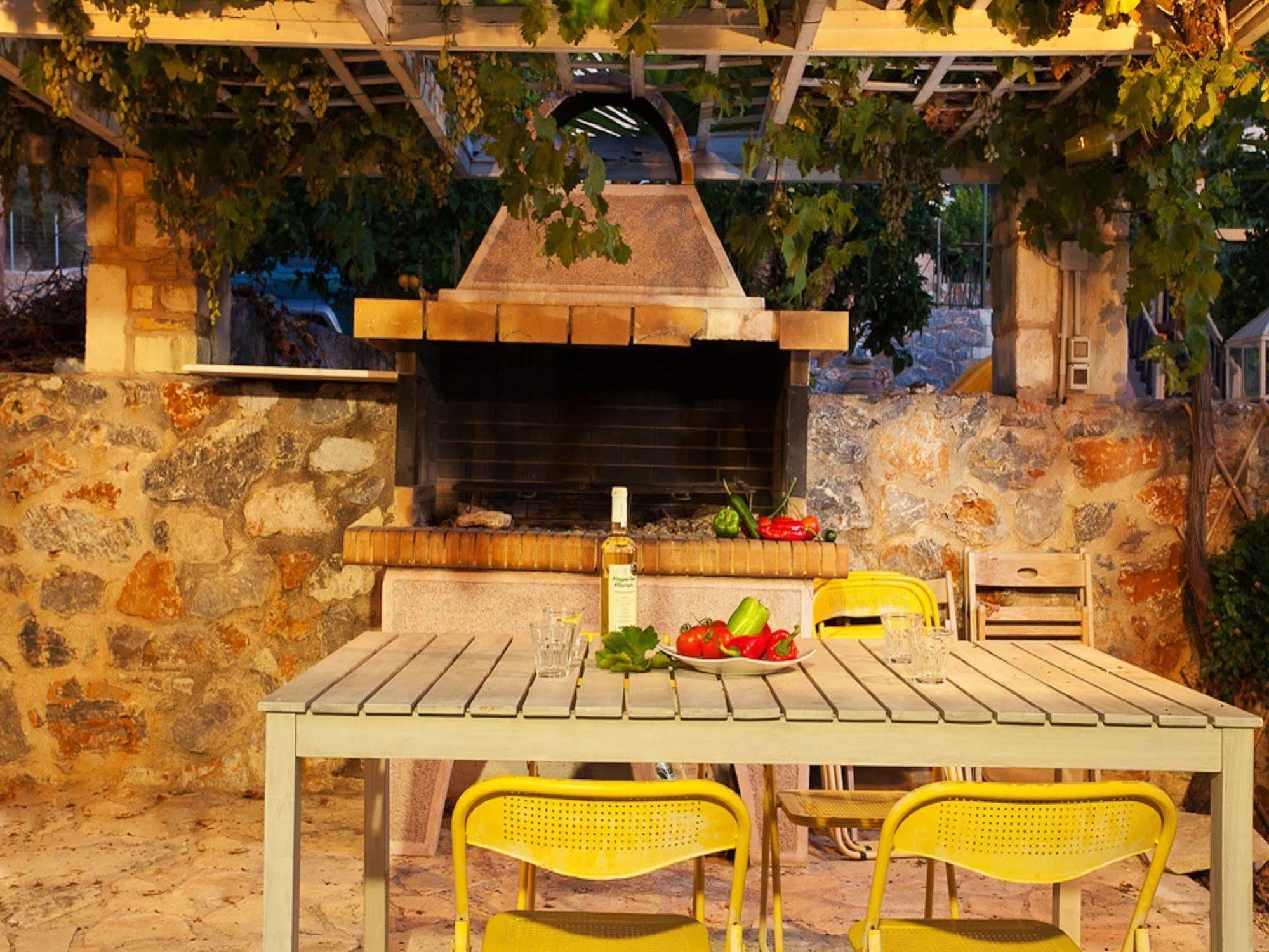 Villa Apollo - Saint George'S Retreat Village Kokkino Chorio Exterior photo